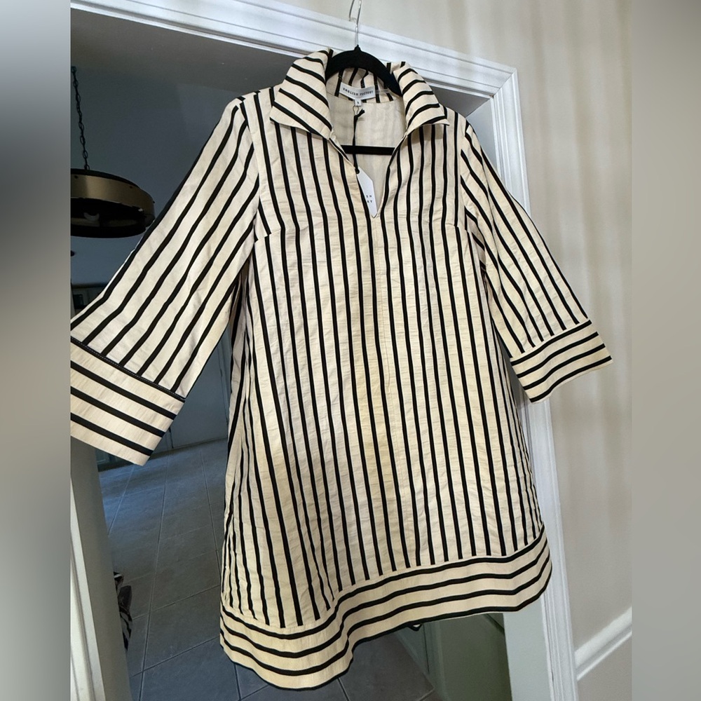 NWT English Factory 3/4 Sleeve, Collard Dress (Size Small 4-6)